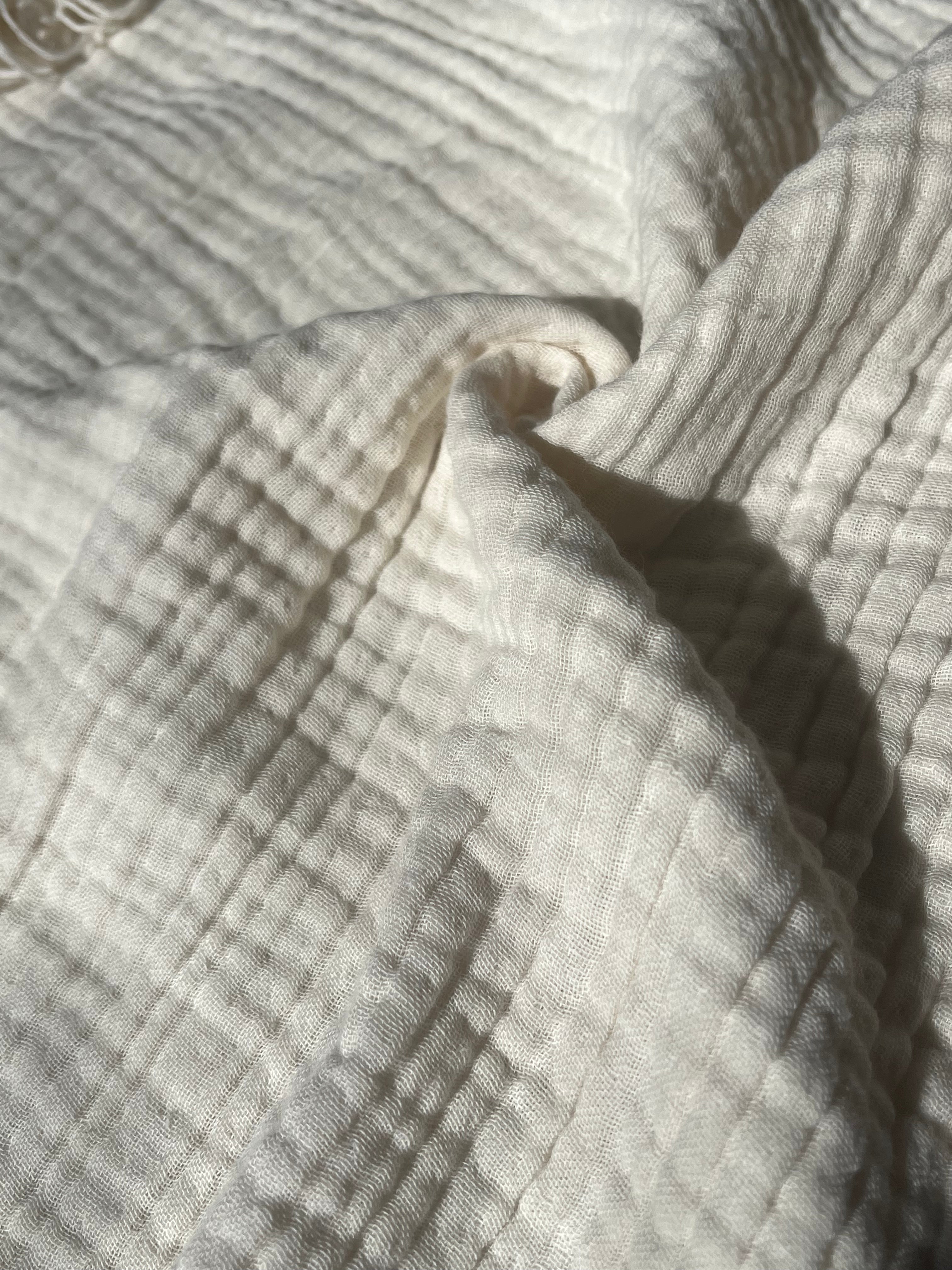 Organic Muslin Baby Blanket – 140x100cm Double Layered, Undyed Cotton, Newborn Swaddle with Fringed Edges – Light Pink, Blue, Sage, Biscuit