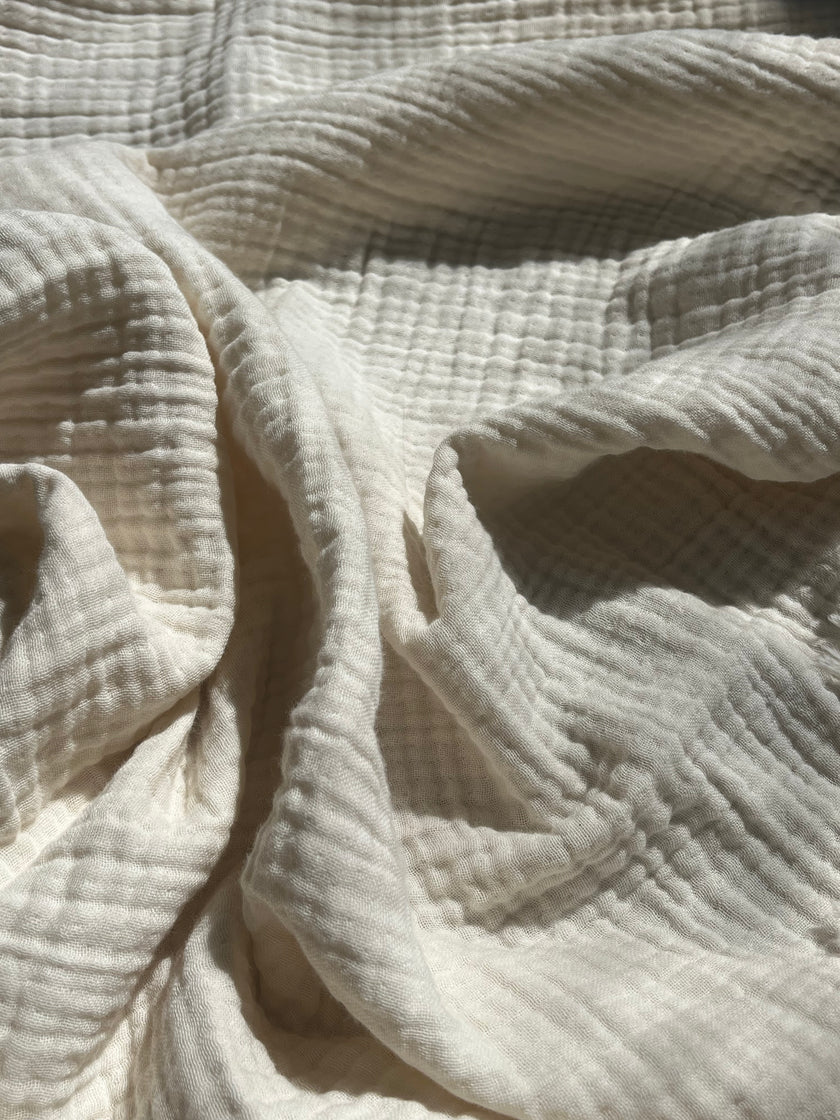 Organic Muslin Baby Blanket – 140x100cm Double Layered, Undyed Cotton, Newborn Swaddle with Fringed Edges – Light Pink, Blue, Sage, Biscuit