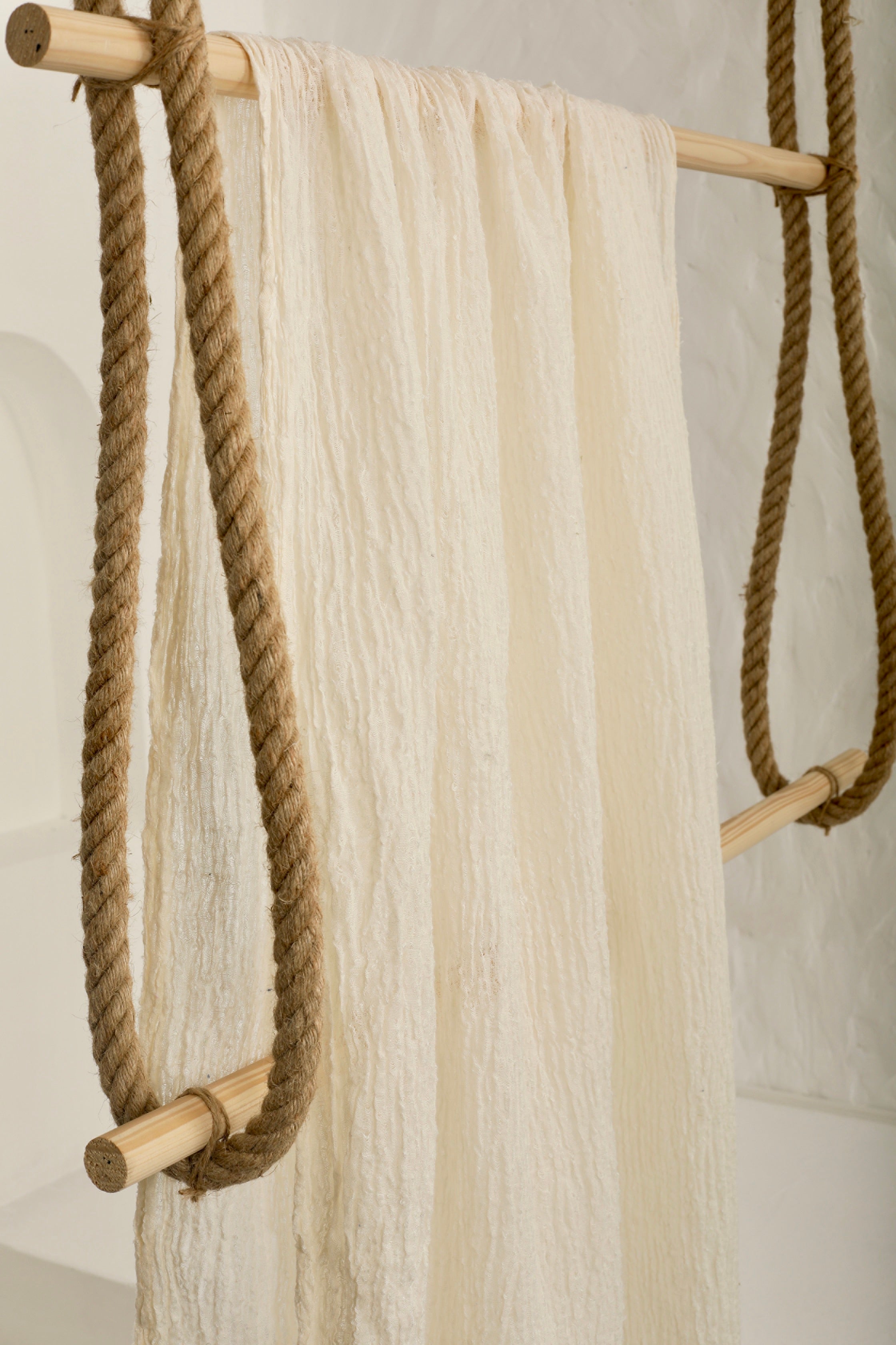 Tissu en lin par cour, tissu en coton biologique, tissus naturels semi-transparents texturés / non blanchis, blanc ivoire.