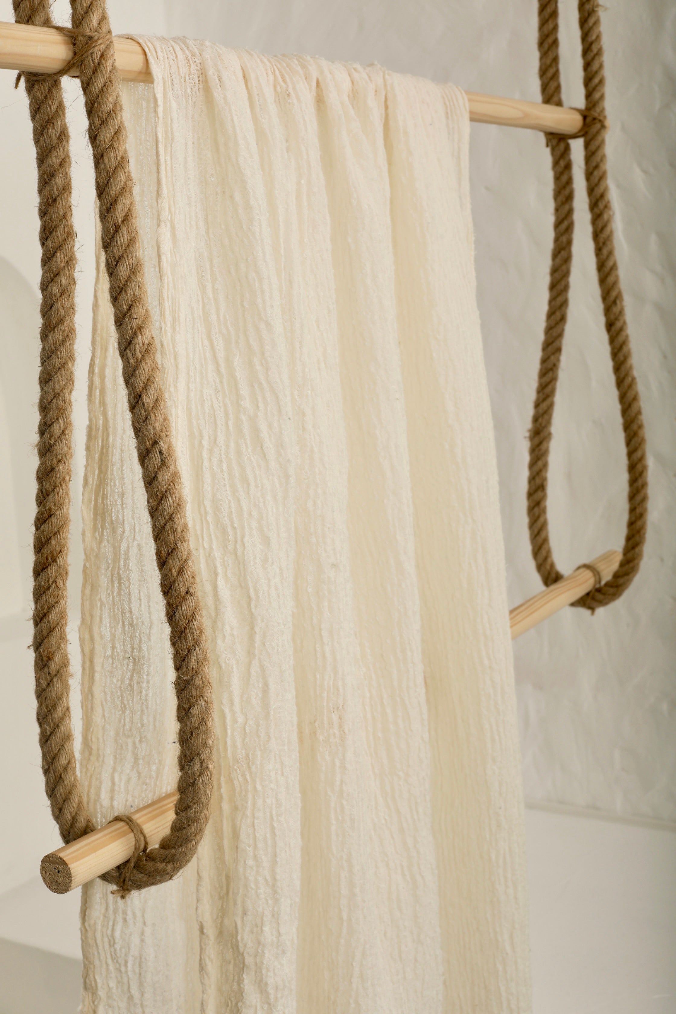 Tissu en lin par cour, tissu en coton biologique, tissus naturels semi-transparents texturés / non blanchis, blanc ivoire.