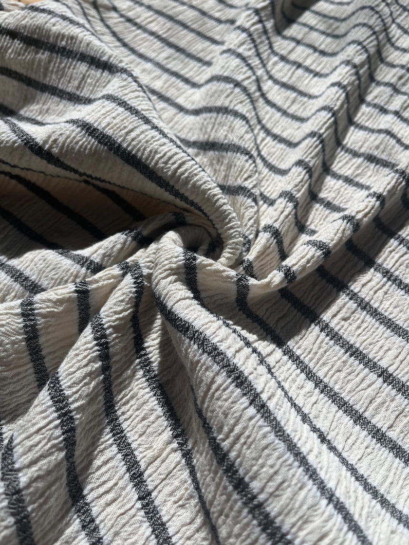 Ağartılmamış Nötr Fildişi Rengi Buruşuk Tül Kumaş, Sile Kumaş. Sile Kumaş.