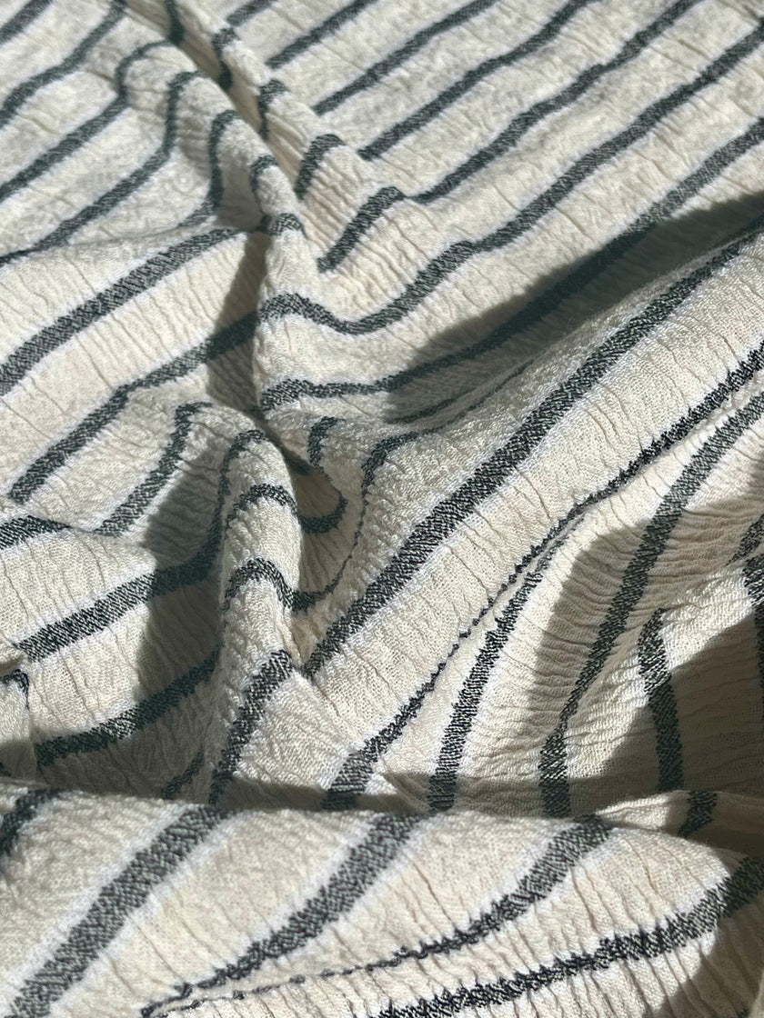 Ağartılmamış Nötr Fildişi Rengi Buruşuk Tül Kumaş, Sile Kumaş. Sile Kumaş.