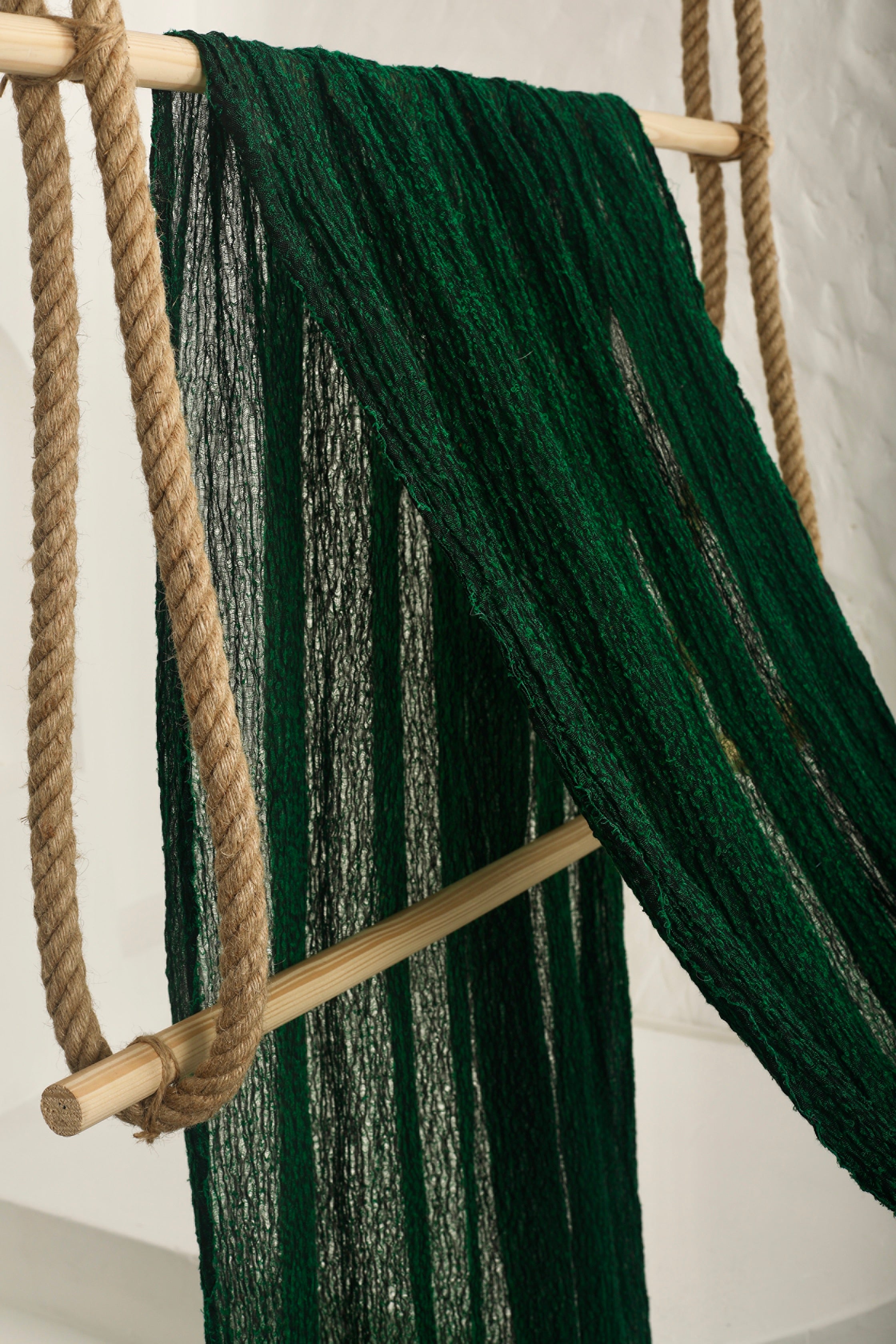 Tissu de lin vert viridian par cour, tissu en coton biologique, tissus naturels semi-transparents texturés à la main