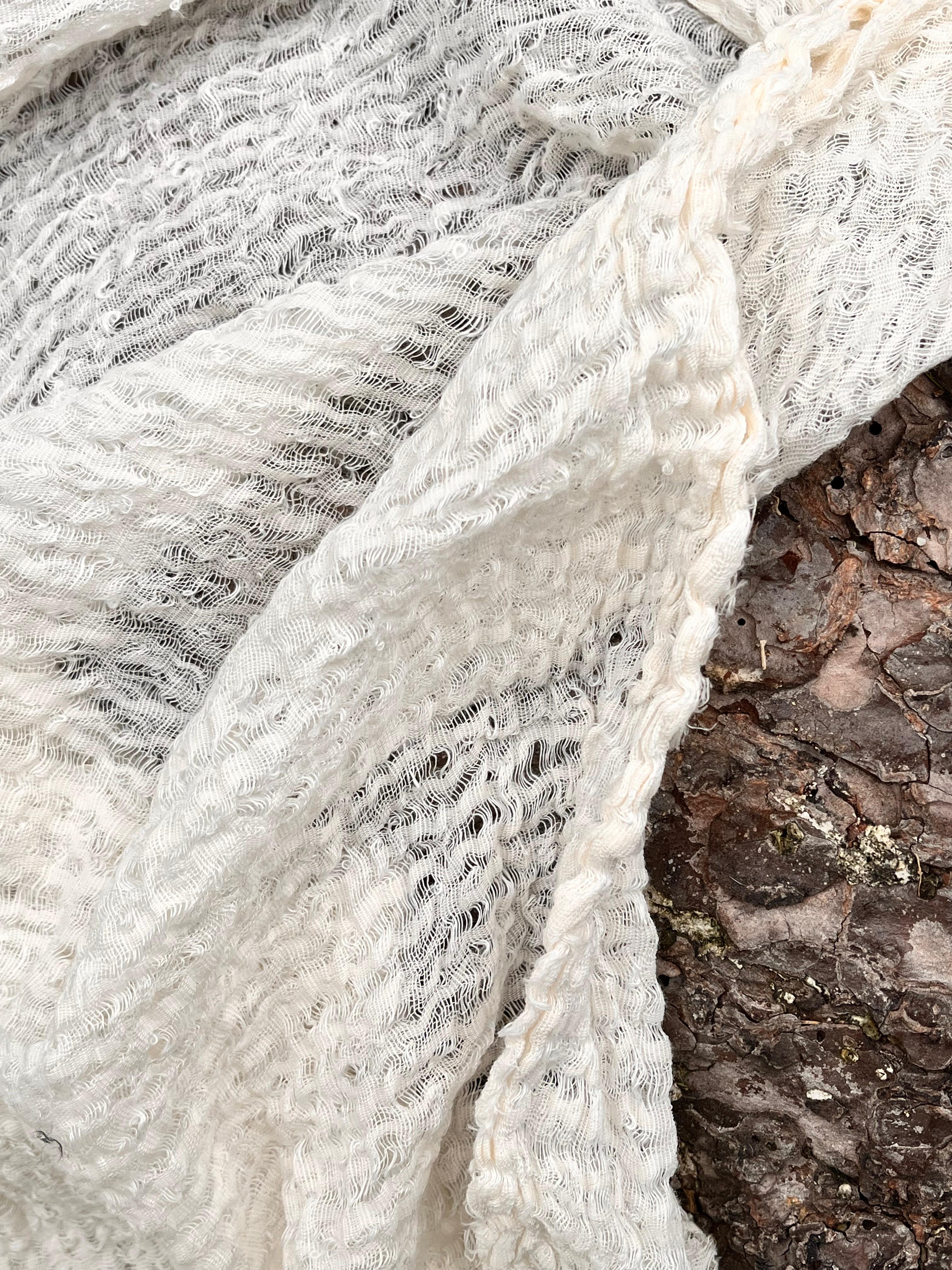 Tissu en lin par cour, tissu en coton biologique, tissus naturels semi-transparents texturés / non blanchis, blanc ivoire.