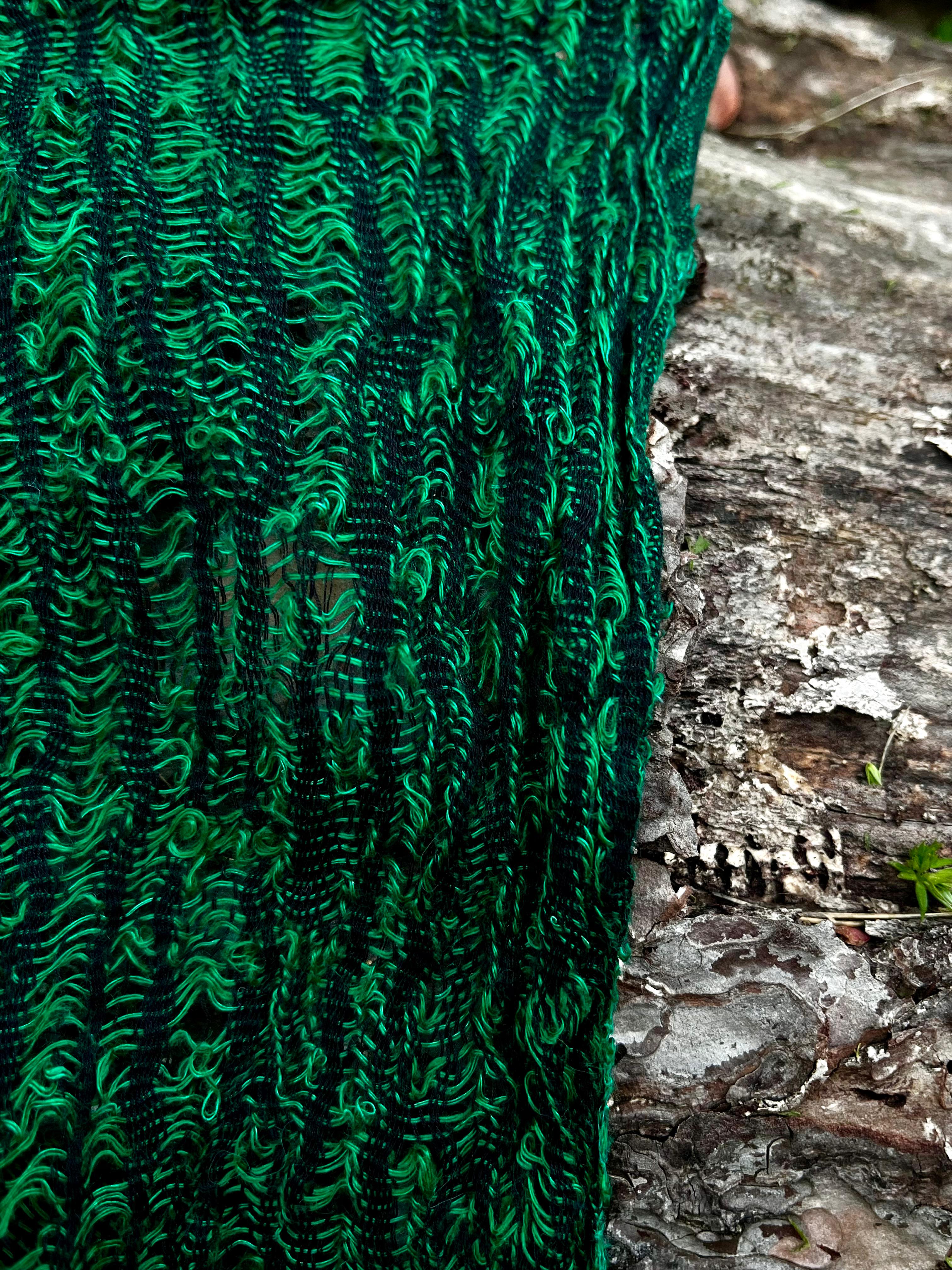Tissu de lin vert viridian par cour, tissu en coton biologique, tissus naturels semi-transparents texturés à la main