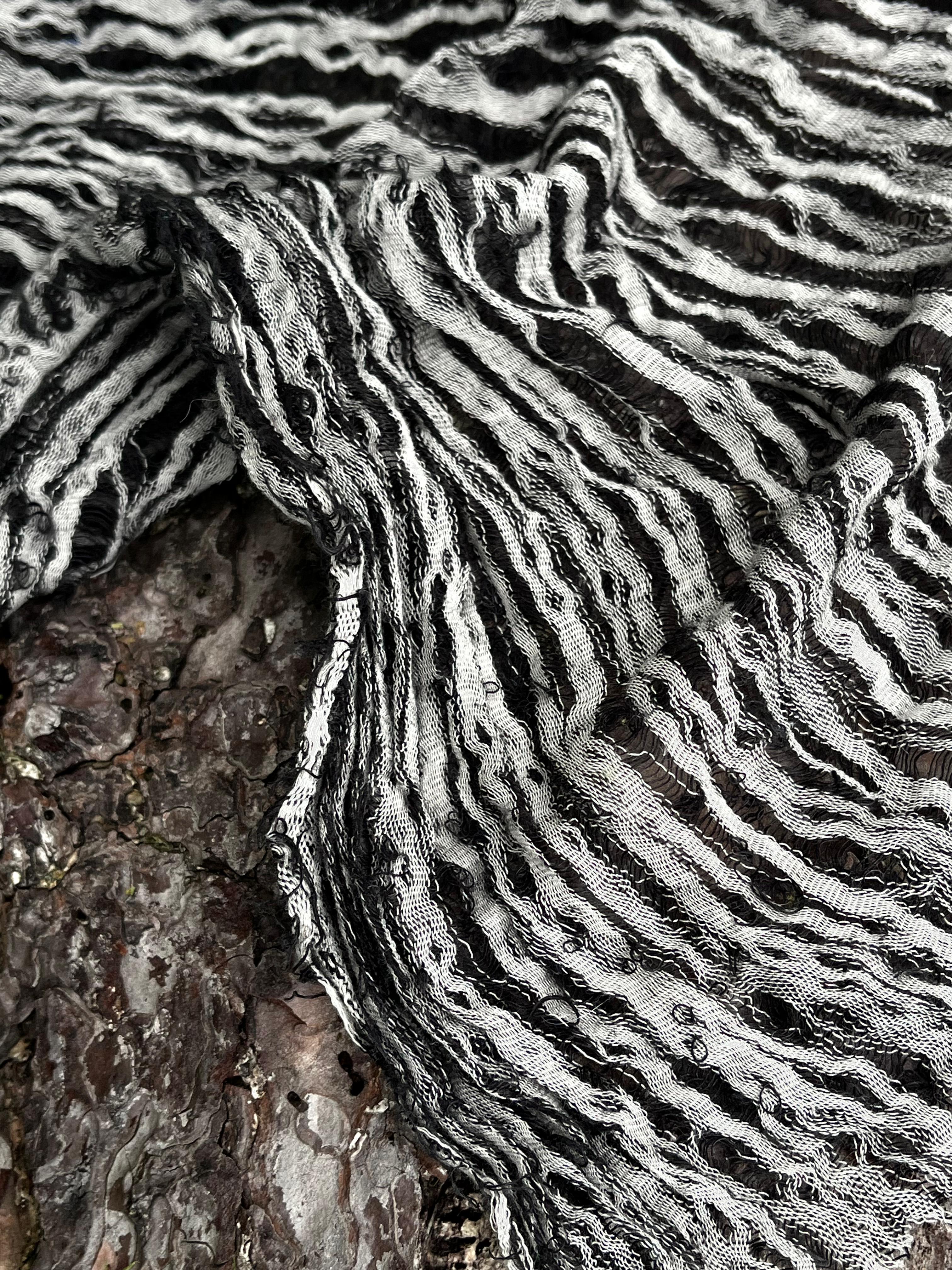 Black- White Green Textured Linen Fabric By The Yard Natural Fabrics.