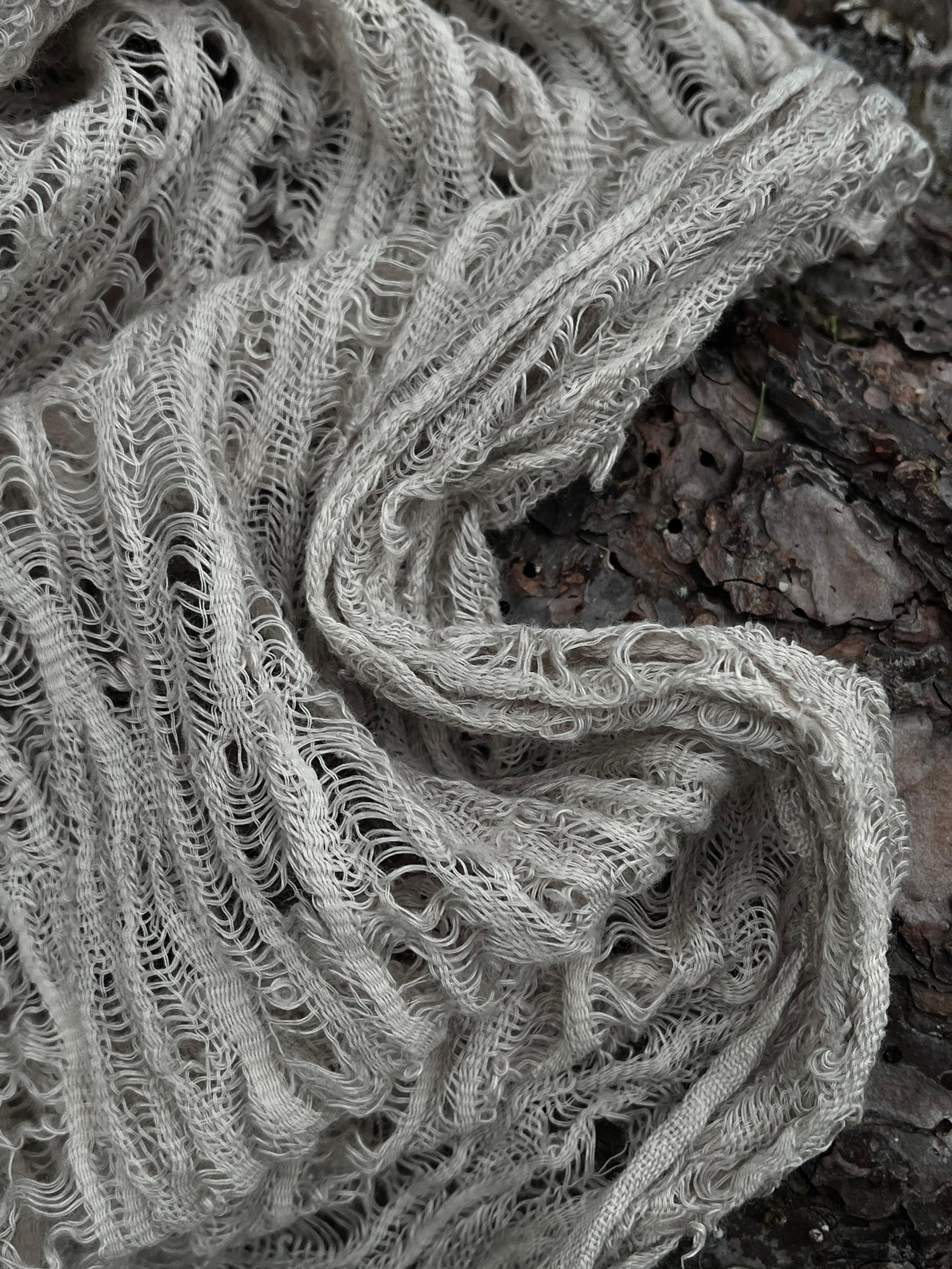 Tissus naturels uniques couleur pierre : mélange de lin en coton funky, transparent et texturé | Tissus spéciaux de qualité avec texture 3D pour les créations estivales.