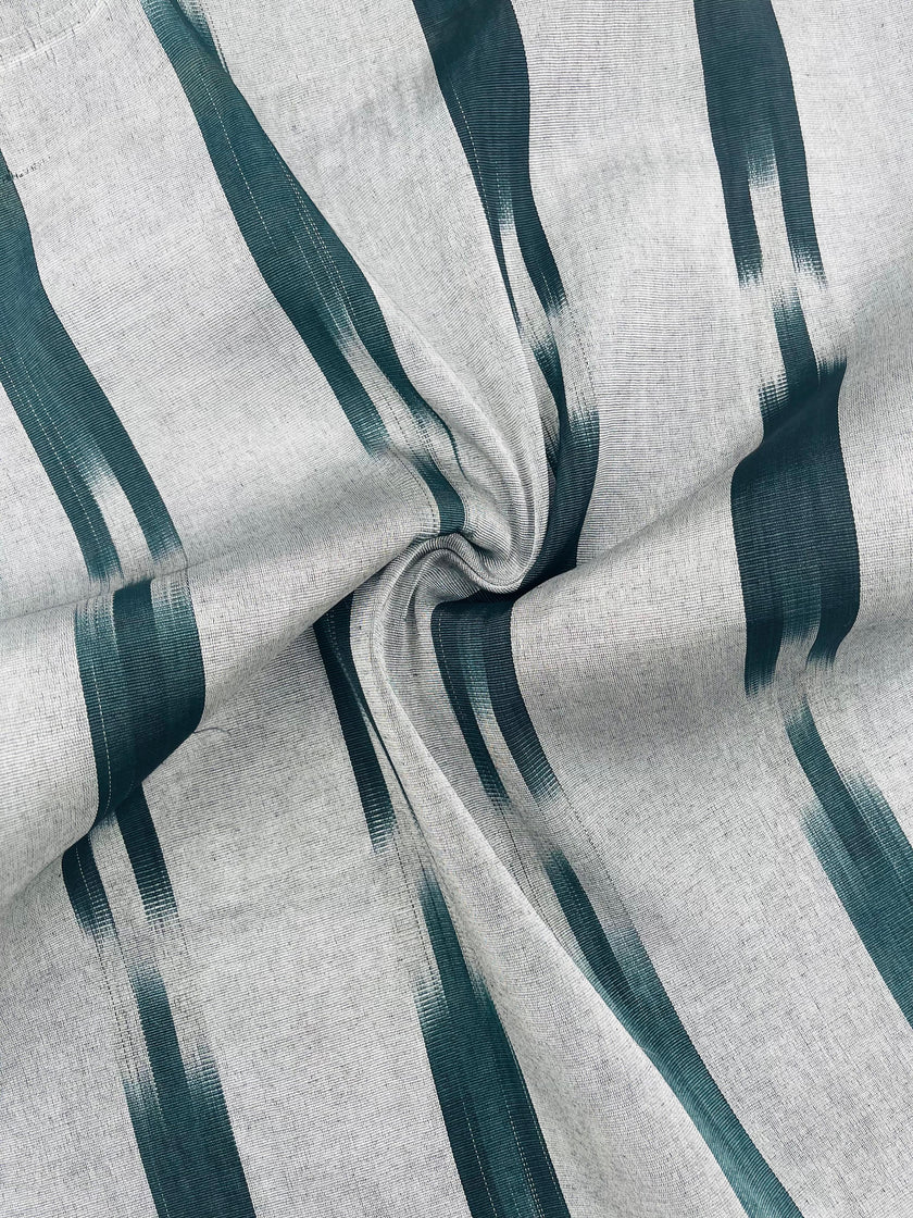 Osmanlı Başlıklı Ikat Gümüş Yeşil Çizgili Lüks İpek Döşeme, Ev Tekstili İç Mekan Kumaşları: Yastık Kılıfları, Kimono Esintili Tasarımlar, Filigran Desenleri.