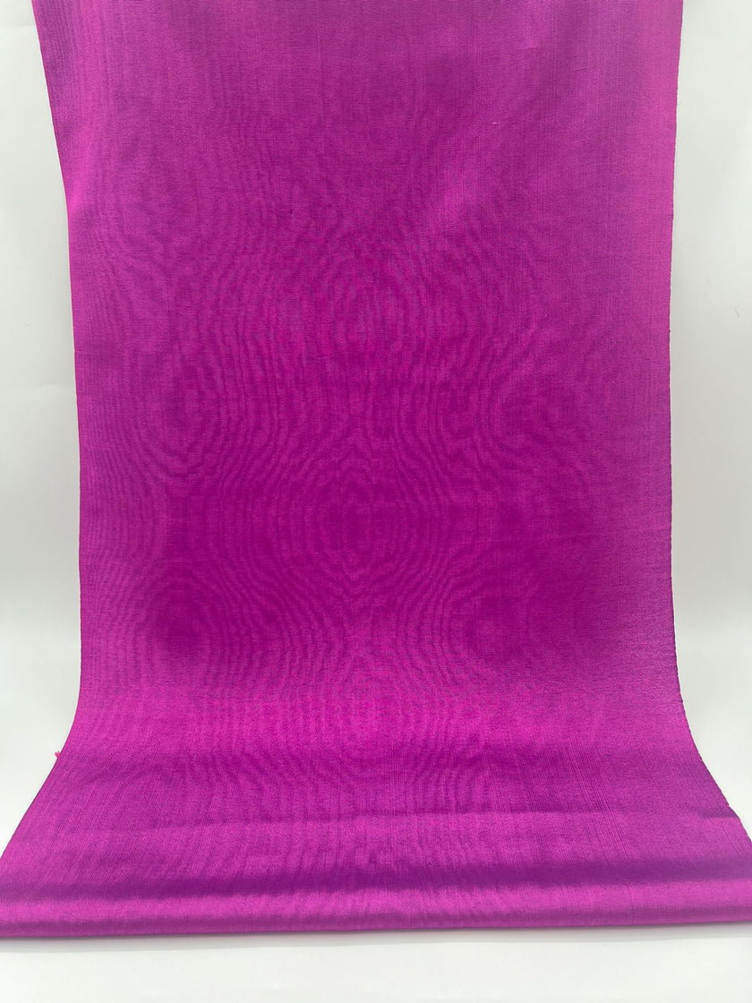 Osmanlı Başlıklı Pembe Lüks İpek Döşeme, Ev Tekstili İç Mekan Kumaşları: Yastık Kılıfları, Kimono Esintili Tasarımlar, Filigran Desenleri.