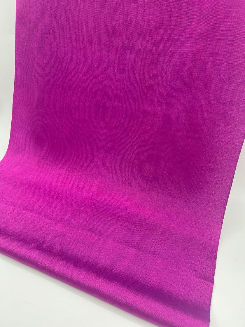 Osmanlı Başlıklı Pembe Lüks İpek Döşeme, Ev Tekstili İç Mekan Kumaşları: Yastık Kılıfları, Kimono Esintili Tasarımlar, Filigran Desenleri.