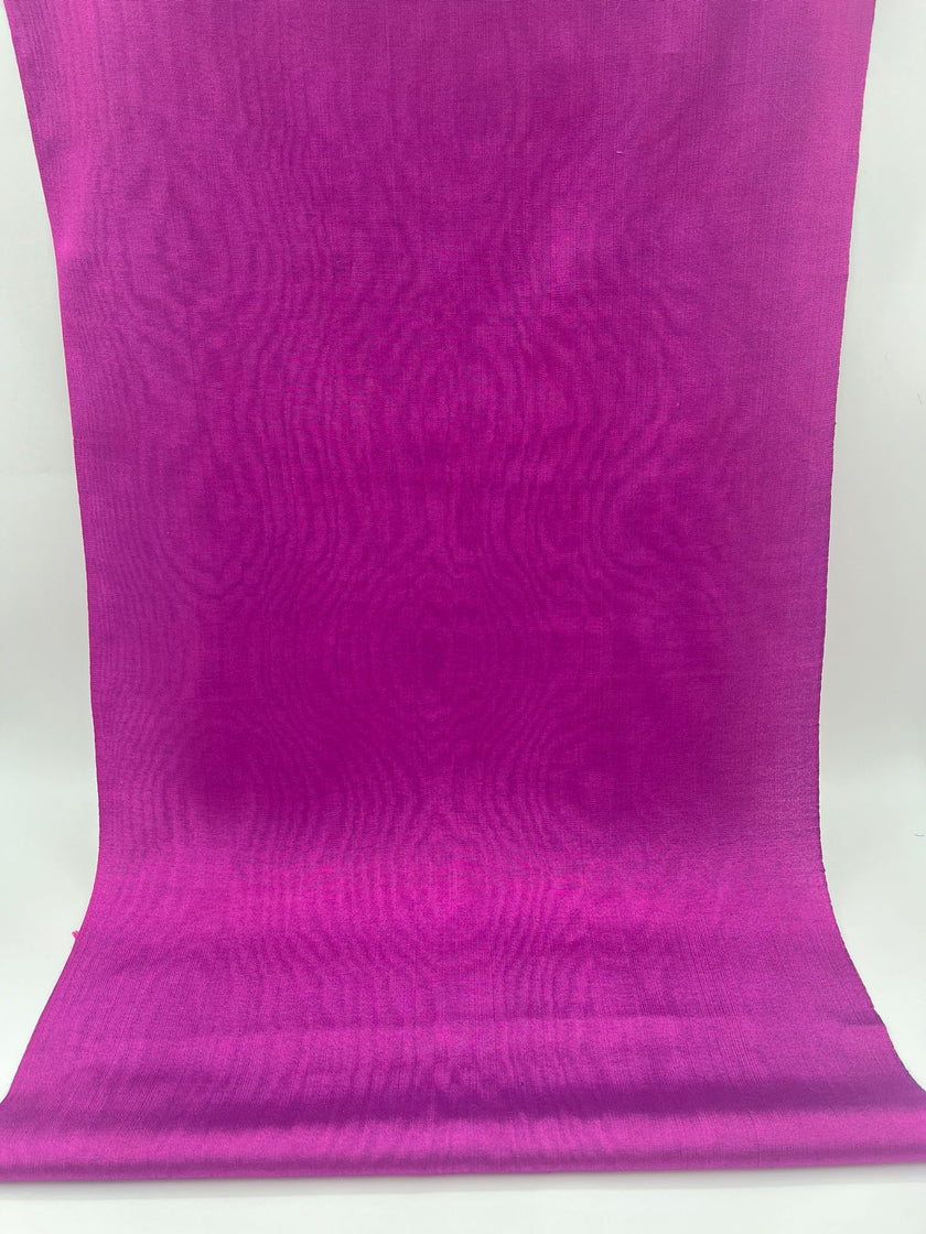 Osmanlı Başlıklı Pembe Lüks İpek Döşeme, Ev Tekstili İç Mekan Kumaşları: Yastık Kılıfları, Kimono Esintili Tasarımlar, Filigran Desenleri.