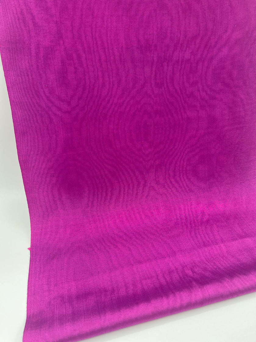 Osmanlı Başlıklı Pembe Lüks İpek Döşeme, Ev Tekstili İç Mekan Kumaşları: Yastık Kılıfları, Kimono Esintili Tasarımlar, Filigran Desenleri.