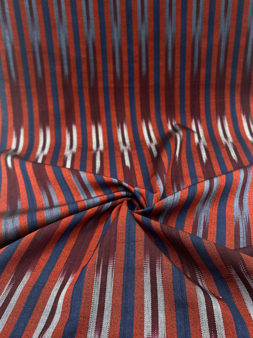 Lacivert Kırmızı İkat Çizgili Lüks İpek Döşeme Osmanlı Başlık, Ev Tekstili İç Mekan Kumaşları: Yastık Kılıfları, Kimono Esintili Tasarımlar, Filigran Desenleri.