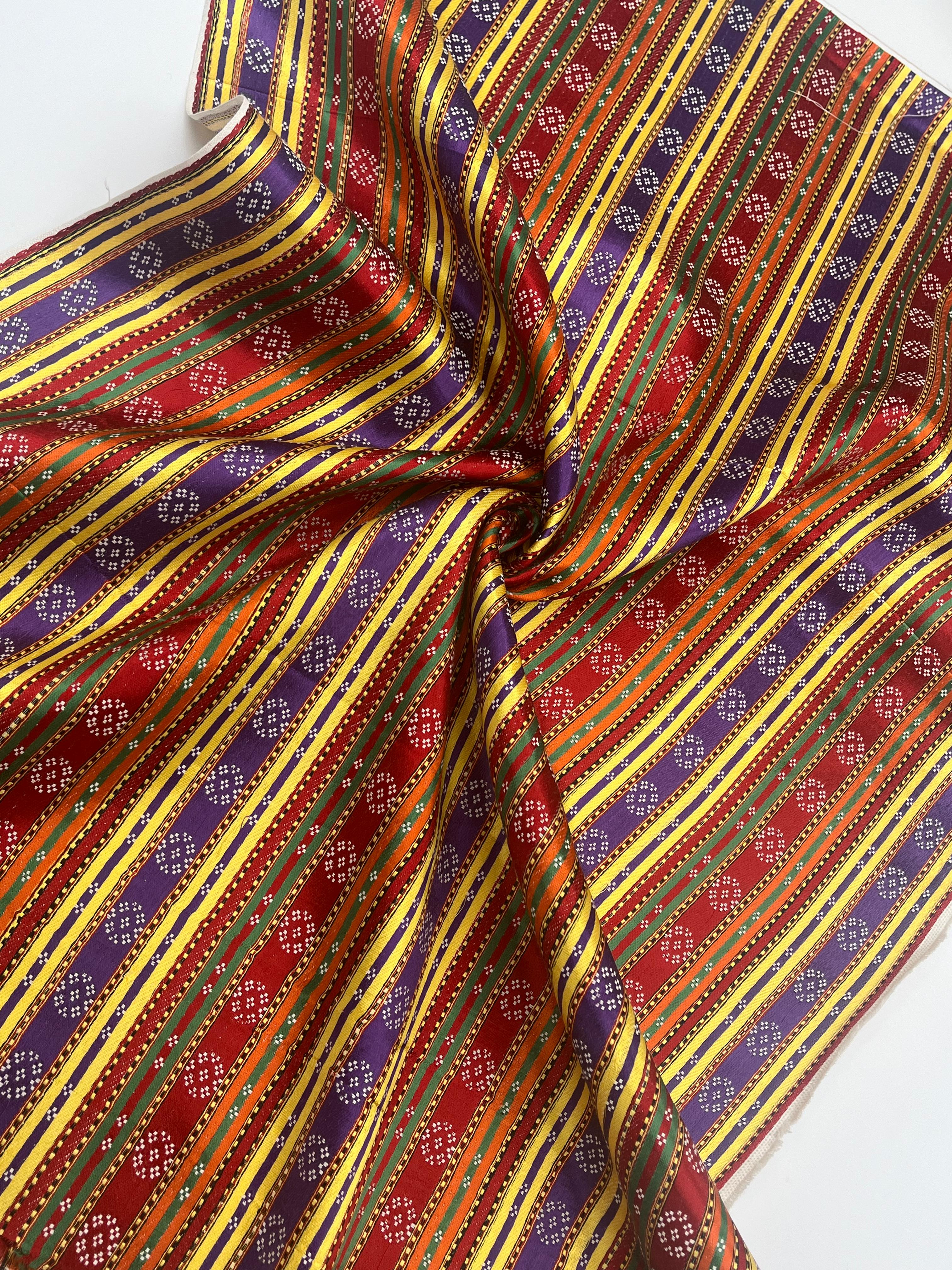 Satin Silk Weave, Ethnic Pattern Home Textile Interior Fabrics, Traditional Syrian Fabrics