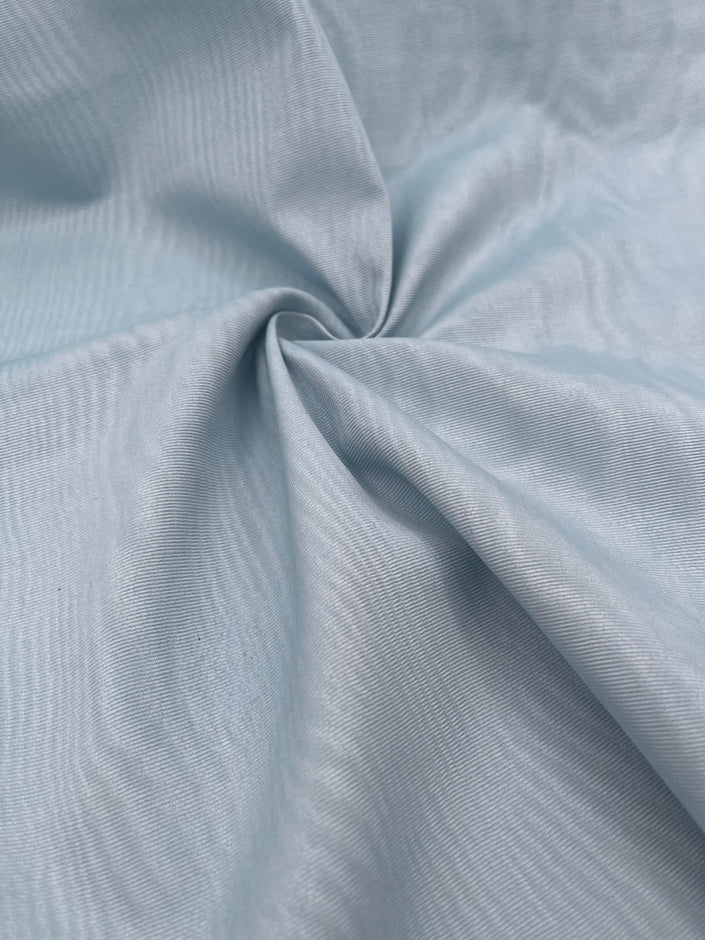 Osmanlı Başlık İçin Açık Mavi Lüks İpek Döşeme, Ev Tekstili İç Mekan Kumaşları: Yastık Kılıfları, Kimono Esintili Tasarımlar, Filigran Desenleri.