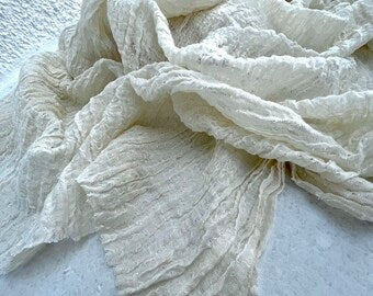 Tissu en lin par cour, tissu en coton biologique, tissus naturels semi-transparents texturés / non blanchis, blanc ivoire.