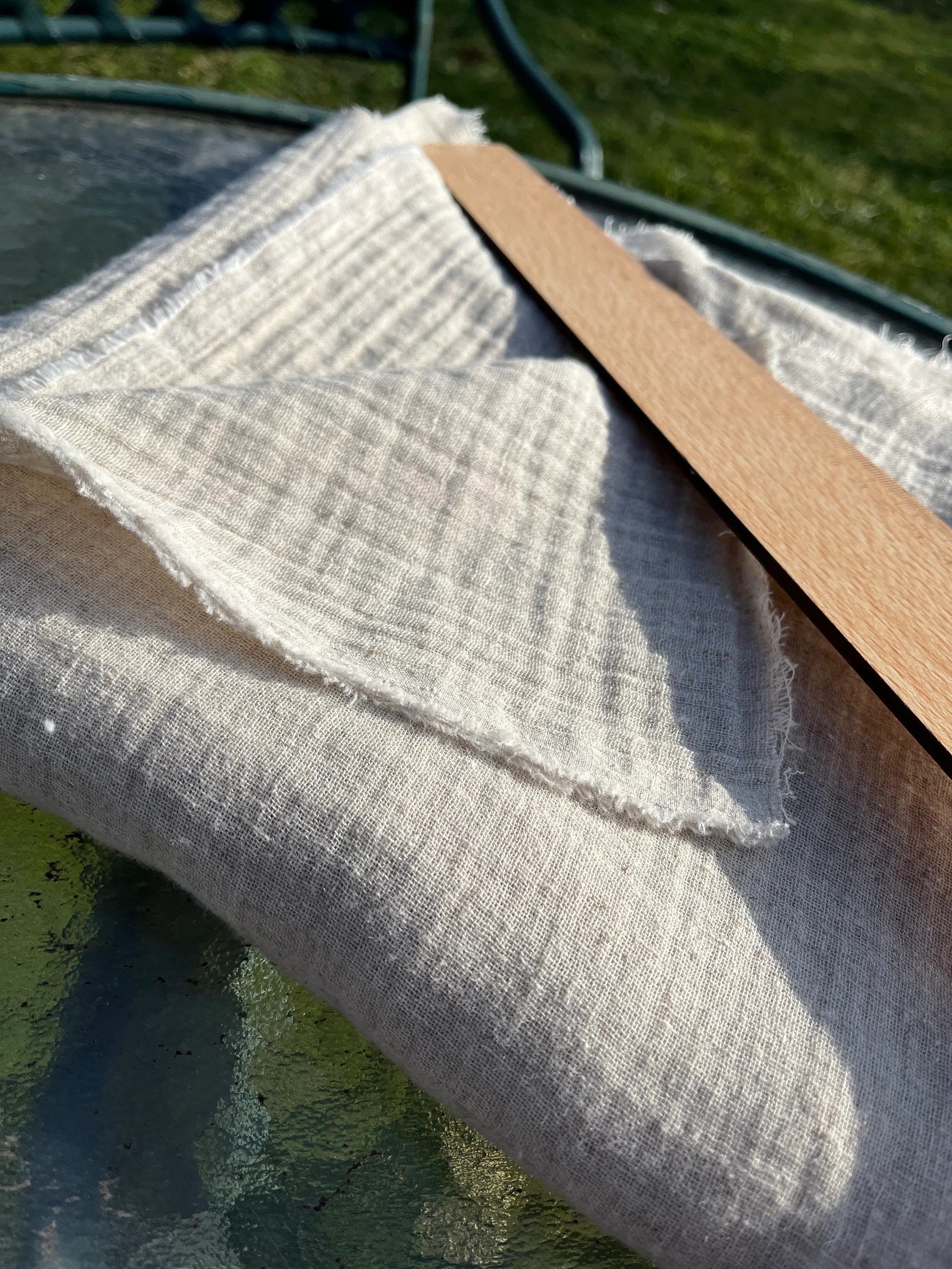 Keten Yarı Şeffaf Açık Dokuma Muslin Kumaş. - Organik Muslin Kumaş - Bebek Pamuklu Muslin - Metre ile 2 Katlı Tül Kumaş, 150 CM GENİŞLİK. Yenidoğan Battaniyesi.