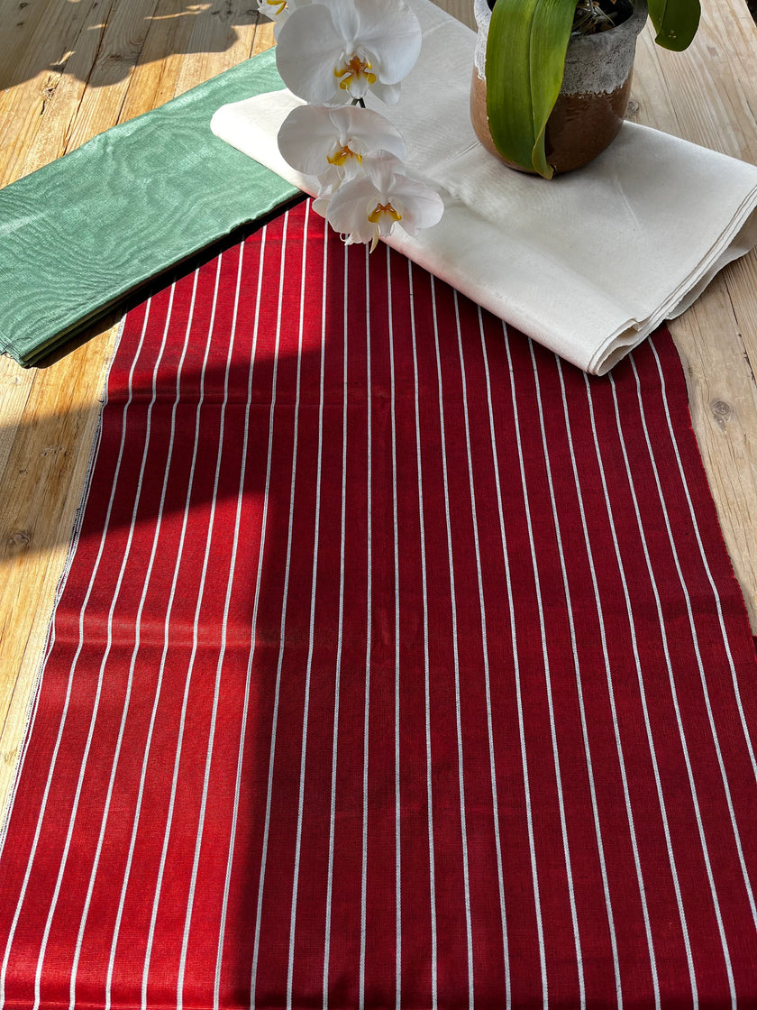 Osmanlı Başlıklı Kırmızı Gümüş Çizgili Lüks İpek Döşeme, Ev Tekstili İç Mekan Kumaşları: Yastık Kılıfları, Kimono Esintili Tasarımlar, İpek Şantung.