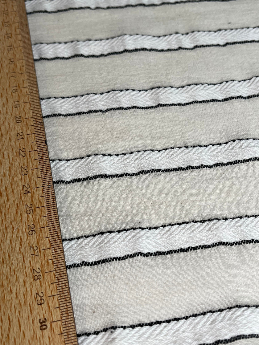 Çizgili Beyaz Pamuklu Yarı Şeffaf Kumaş, Ağartılmamış Hafif Doğal, Geniş Kumaş Metreyle