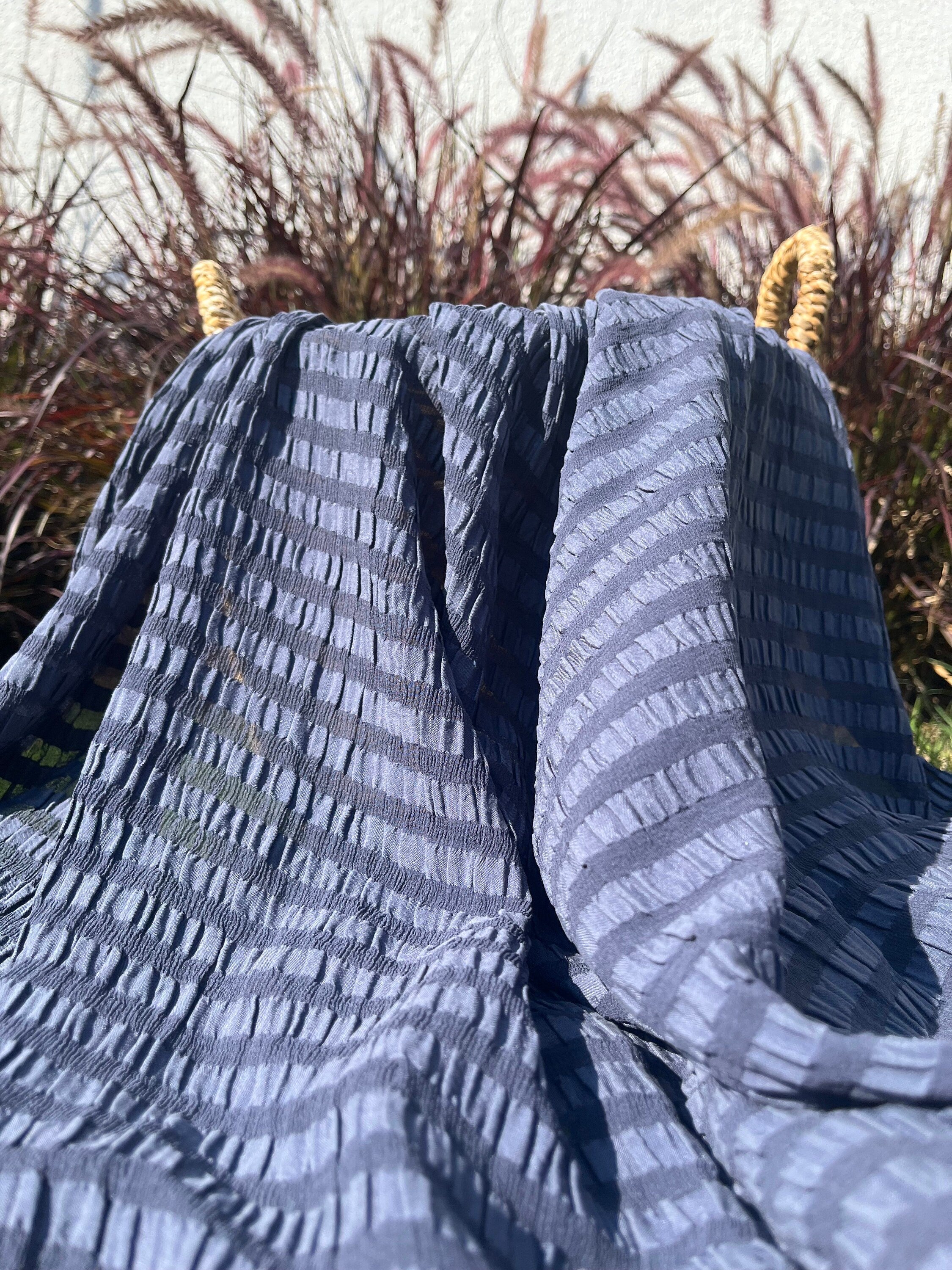 Tissu de soie extensible de luxe, seersucker.