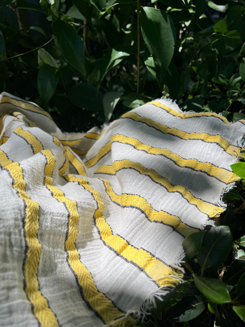 Çizgili Beyaz Pamuklu Yarı Şeffaf Kumaş, Ağartılmamış Hafif Doğal, Geniş Kumaş Metreyle