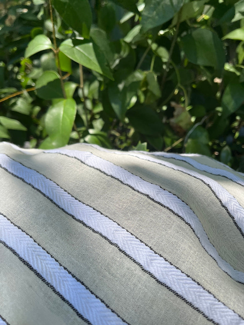 Çizgili Beyaz Pamuklu Yarı Şeffaf Kumaş, Ağartılmamış Hafif Doğal, Geniş Kumaş Metreyle