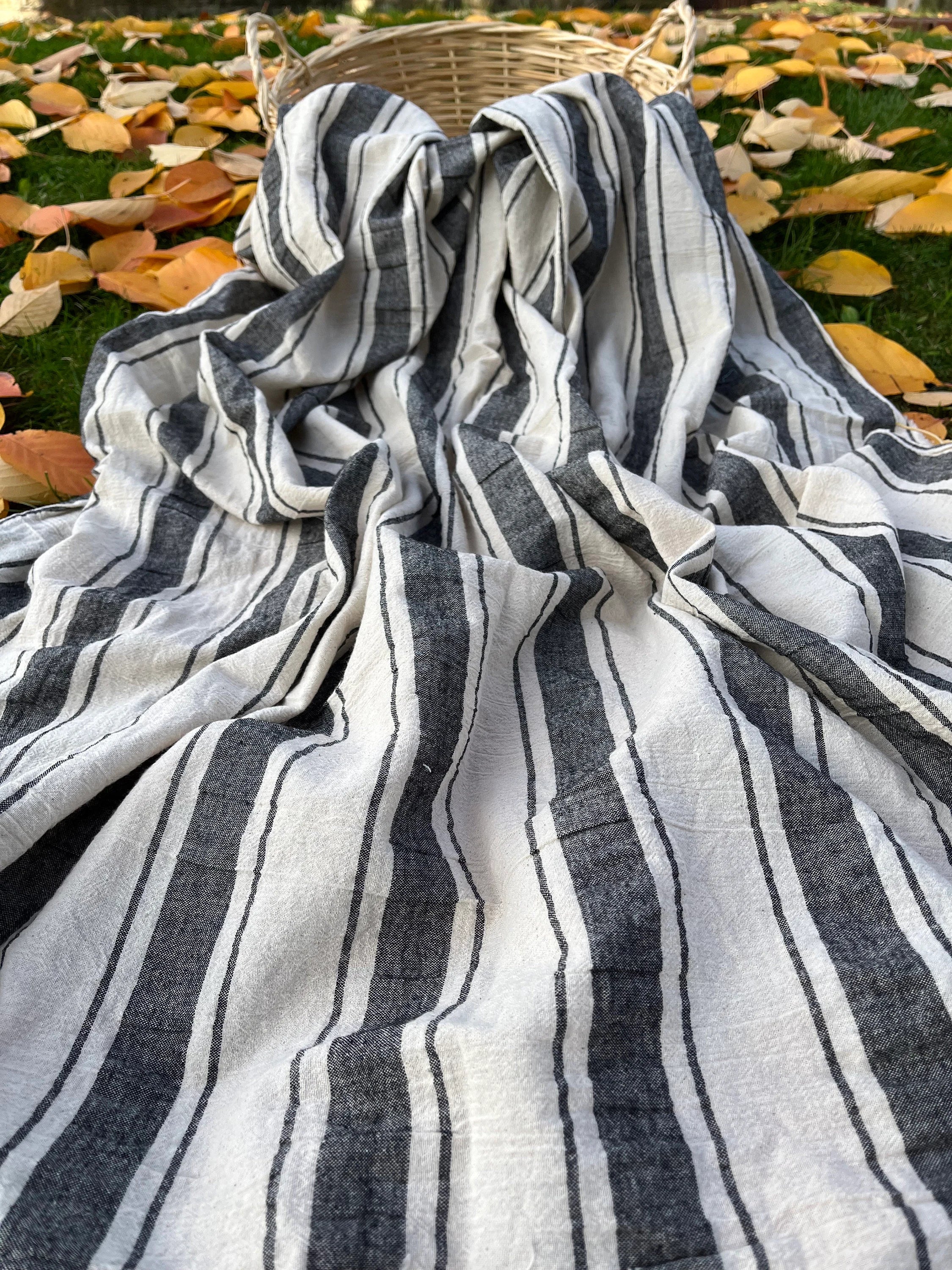 Sile Cloth Cotton Natural Fabric With Black Stripes.