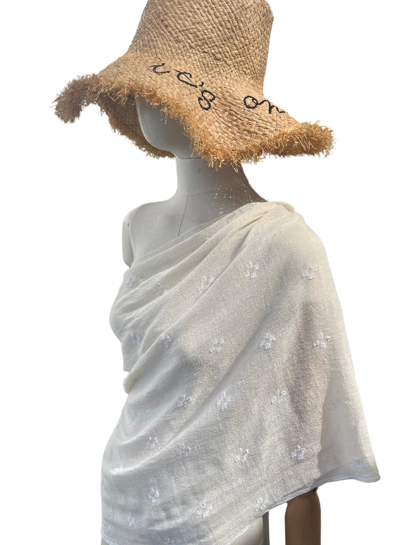 El Dokuma Doğal Kumaşlar, El Tezgahında Benzersiz Dokulu Kumaş, Özel Üretim, Özel İşçilik, Siparişe Göre Dokuma, Organik Pamuklu İşlemeli Geleneksel Dokumalar.